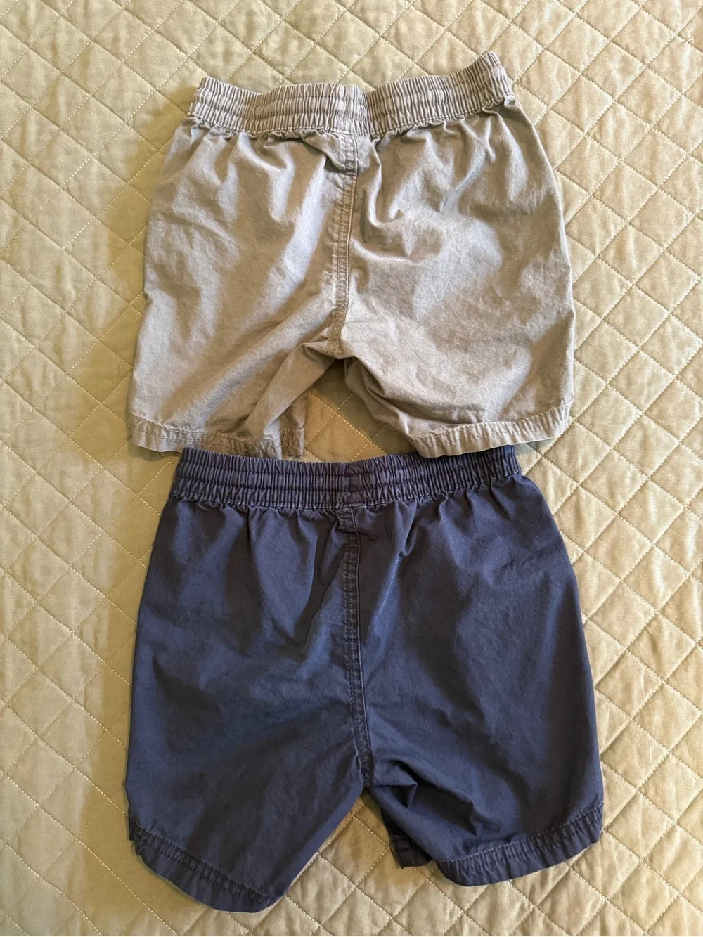 Toddler Boys 3T 4T Shorts Bundle Old Navy, Cat & Jack, Carters 5 pairs